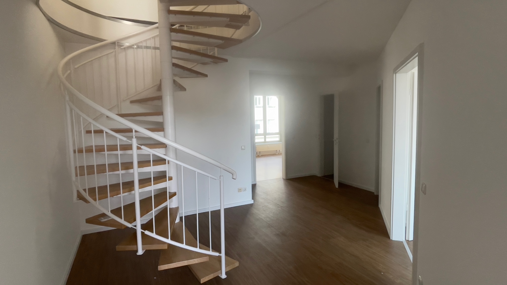 Treppe zum Obergeschoss
