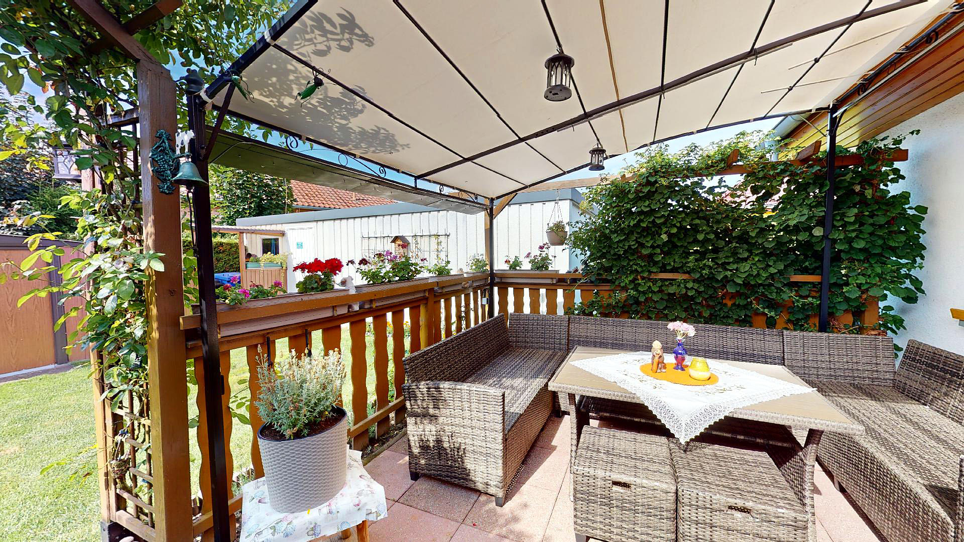 Terrasse vorne
