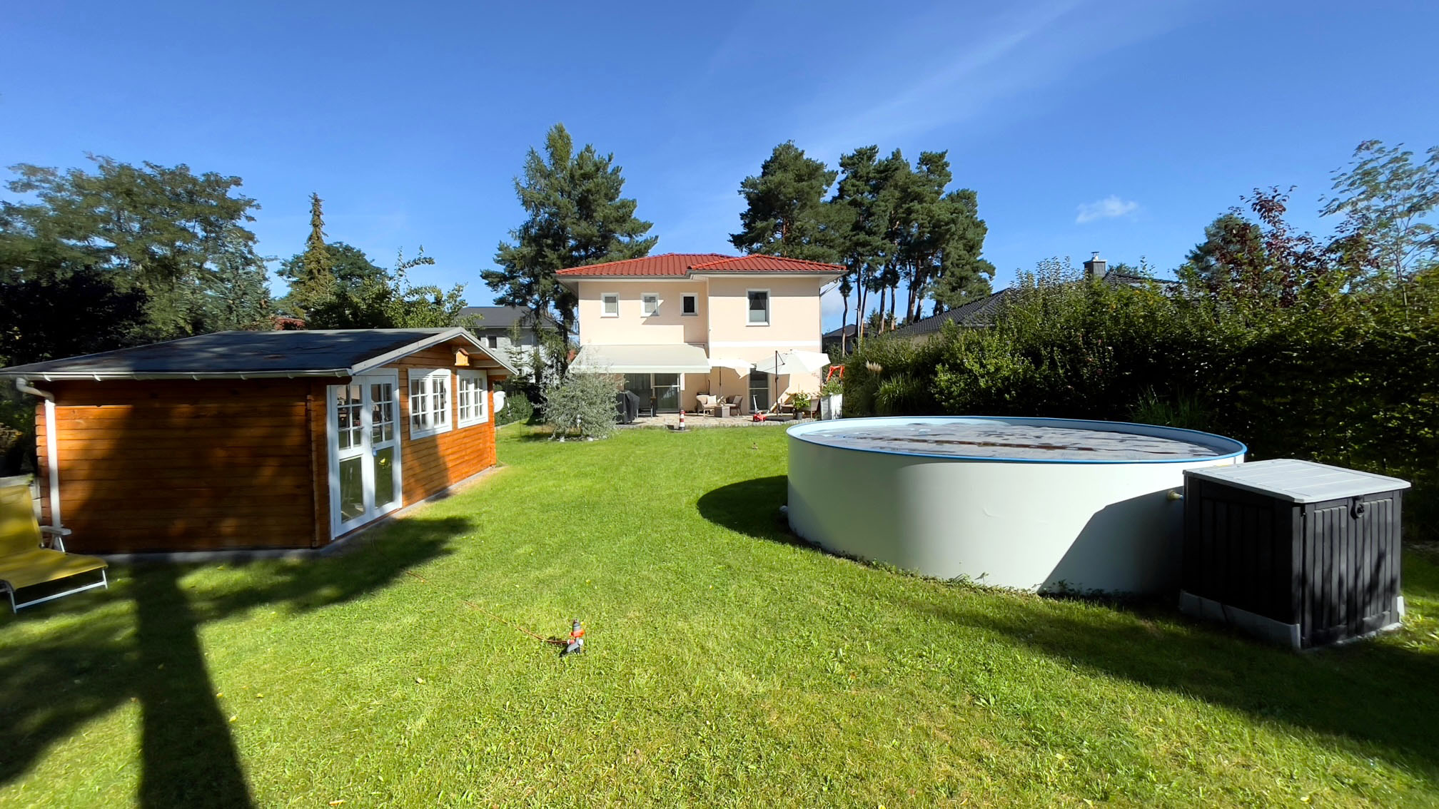 Garten von hinten