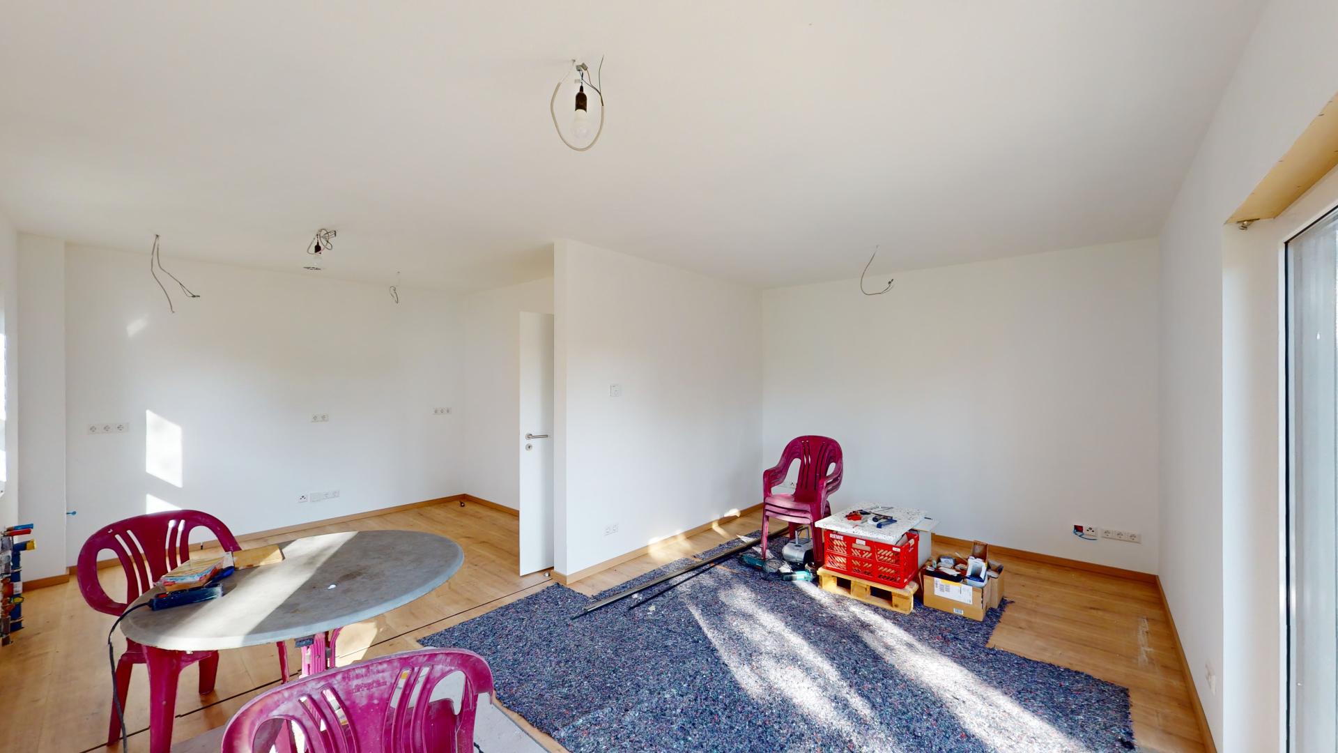 Wohnzimmer rechts - EG