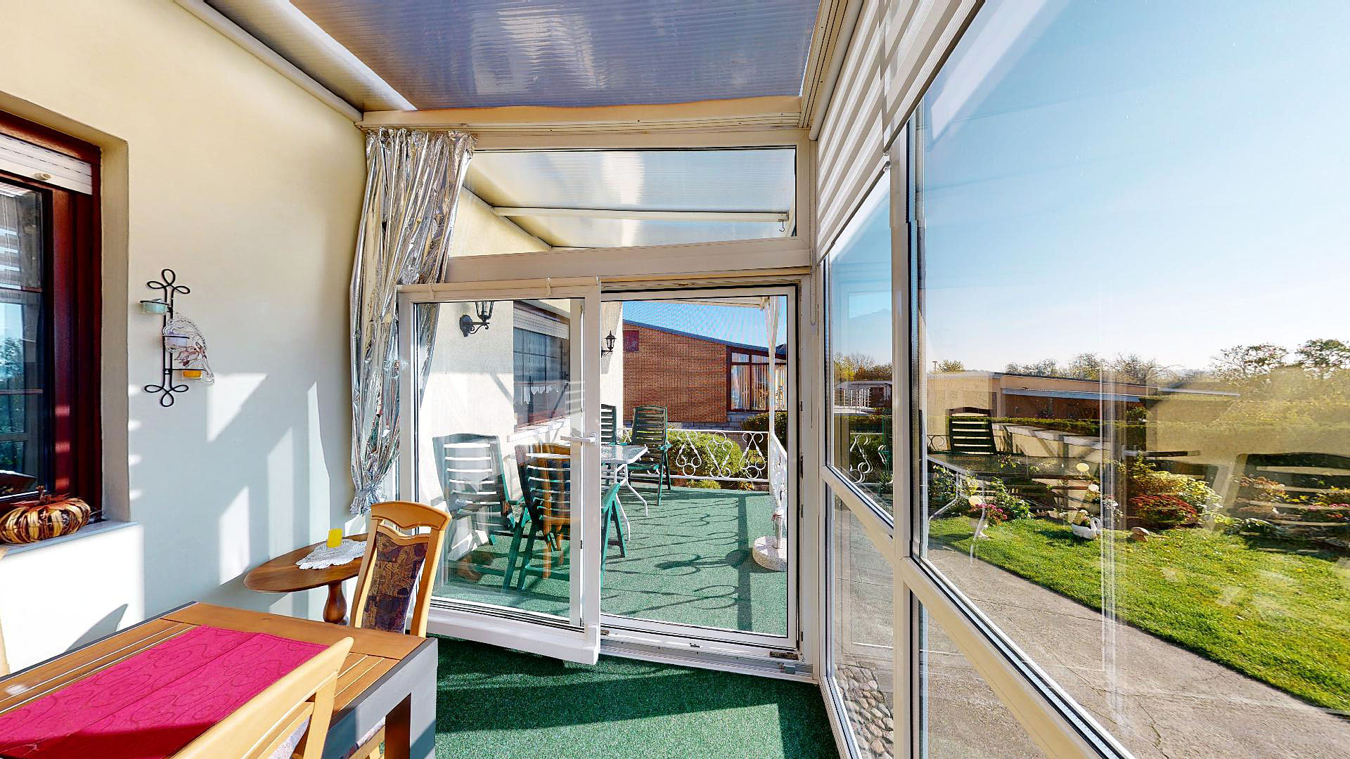 Blick zur Terrasse