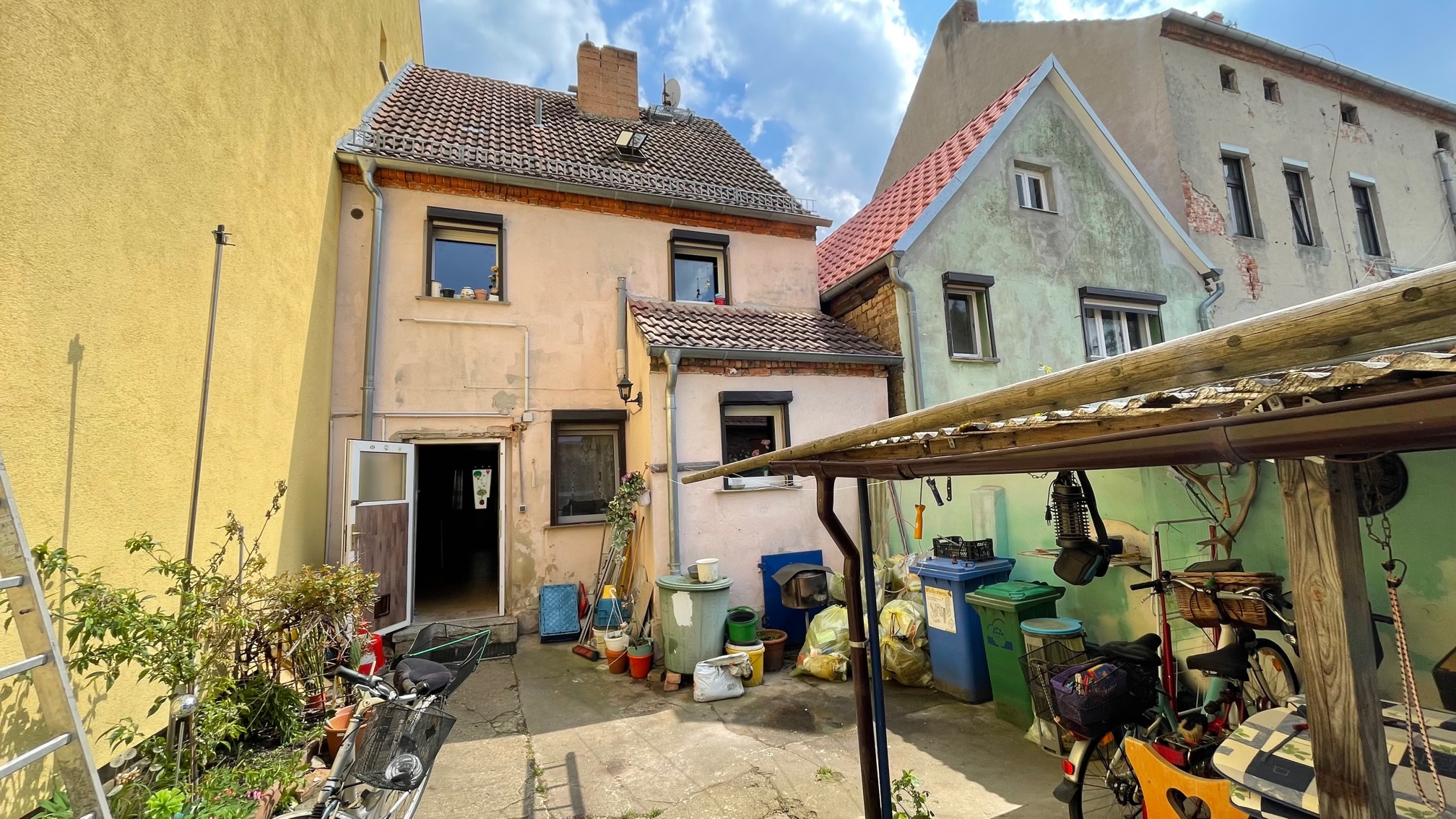 Haus hinten